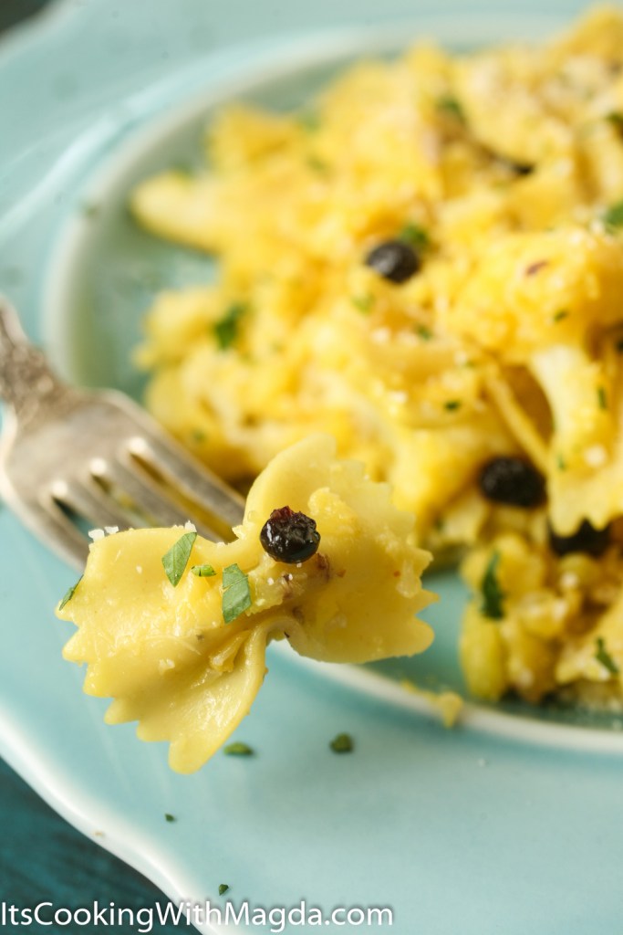 A bite of cauliflower pasta on a fork