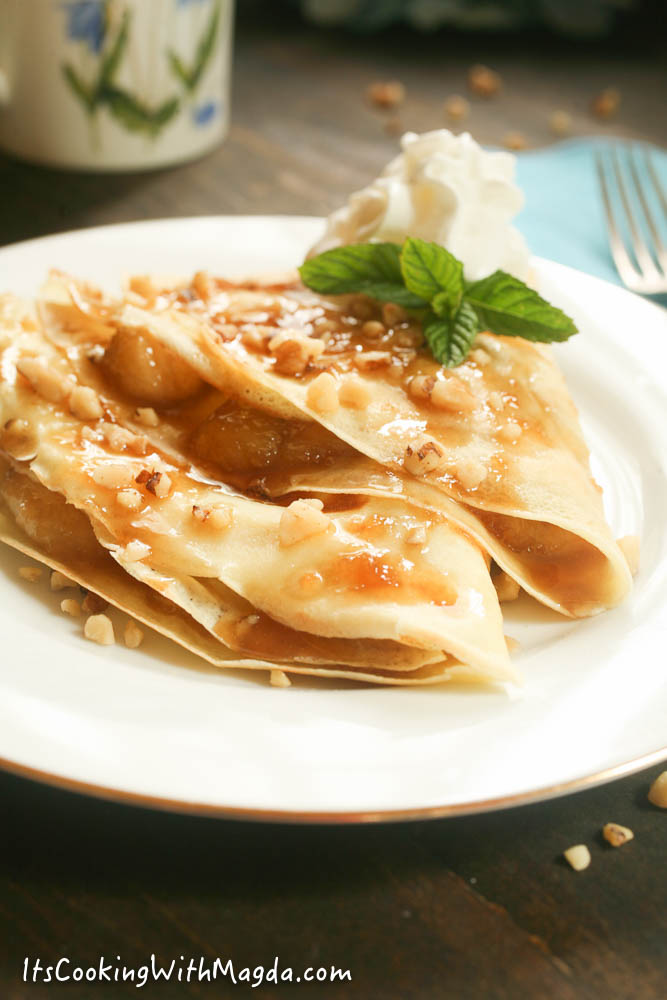 crepes with caramelized bananas and walnuts