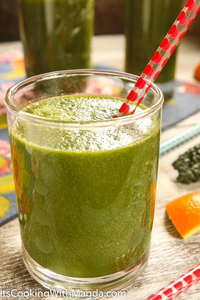 kale banana, orange smoothie