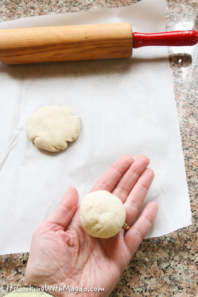 small balls of masa 