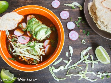pozole rojo, corn tortillas